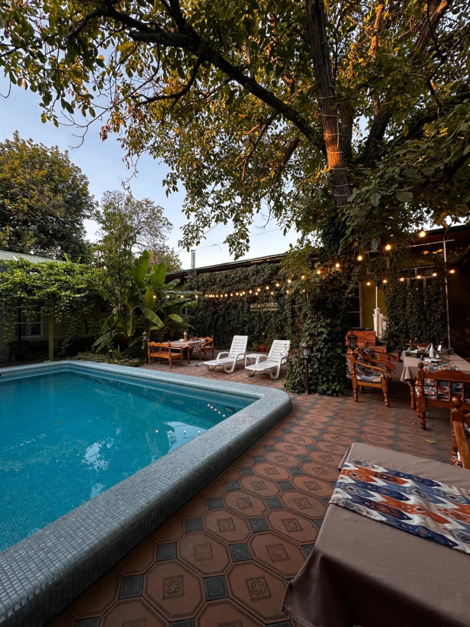 Green Yard Boutique Guesthouse Tashkent Exterior foto